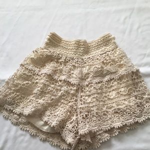Blue Island Ivory Crochet Lace Short S boho